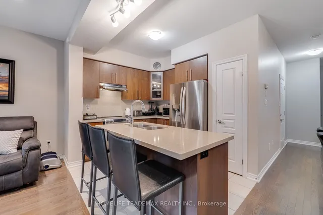 Additional image 9 of 162 Westbank Tr