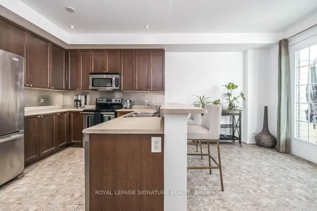 Additional image 14 of 114 Cedar Lake Cres