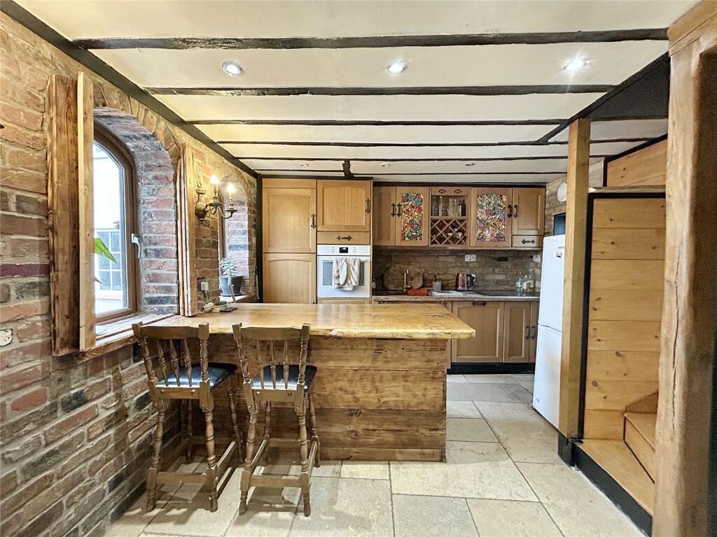 Additional image 17 of Norleaze