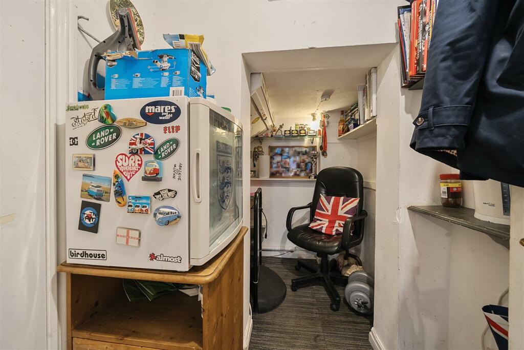 Additional image 5 of East Street, Warminster