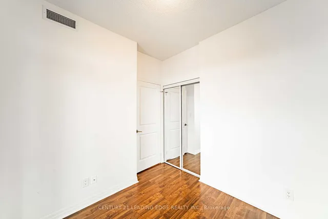 Additional image 18 of 30 Herons Hill Way Unit 1802