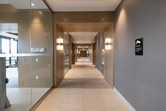 Additional image 31 of 585 Bloor St Unit 4022