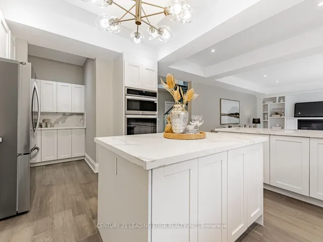 Additional image 14 of 19 DONALDA Cres