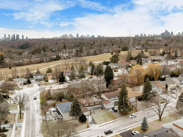 Additional image 36 of 41 Unicorn Ave