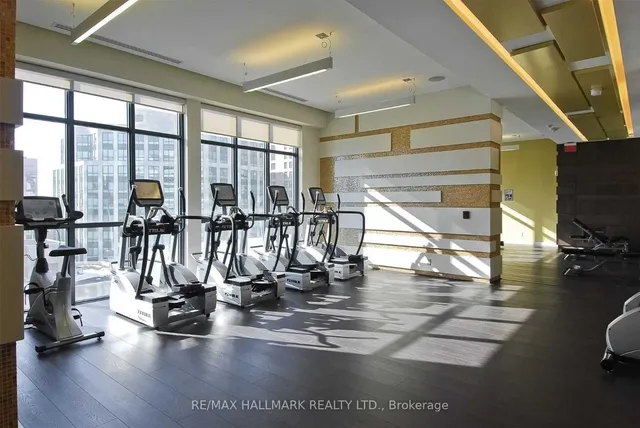 Additional image 9 of 300 FRONT St Unit 805