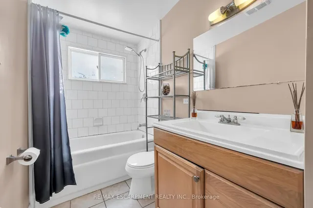 Additional image 28 of 31 Bobolink Rd