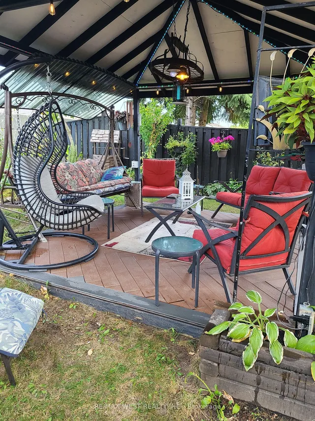 Additional image 39 of 425 Hansen Rd