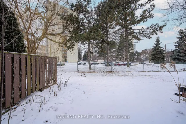 Additional image 29 of 210 Sprucewood Crt