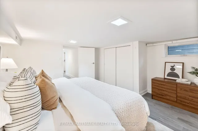 Additional image 17 of 15 Ferrier Ave