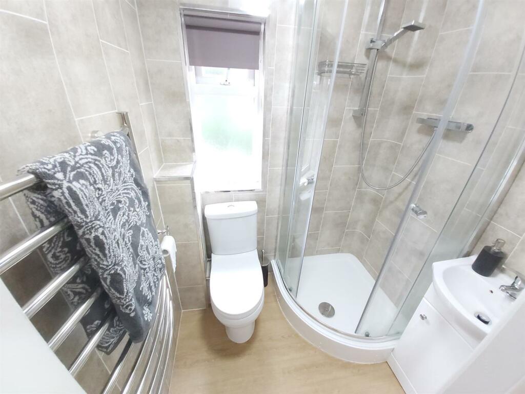 Additional image 4 of North Road