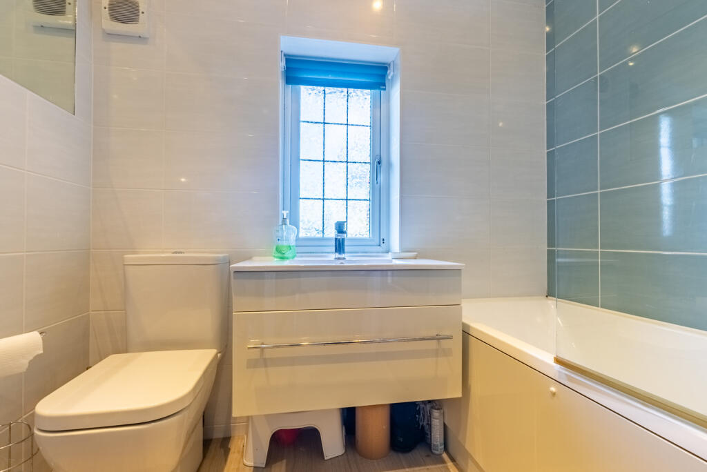 Additional image 20 of Ox Lane, Harpenden, Hertfordshire, AL5