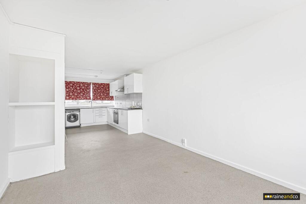 Additional image 27 of White Lion House, Town Centre