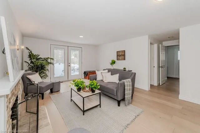 Additional image 18 of 203 Farrier Dr