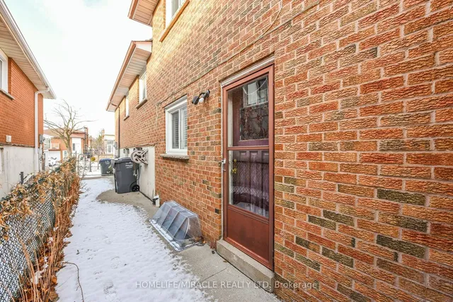 Additional image 37 of 102 Jade Cres