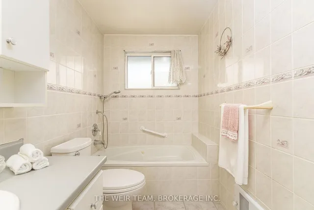 Additional image 19 of 18 Amarillo Dr