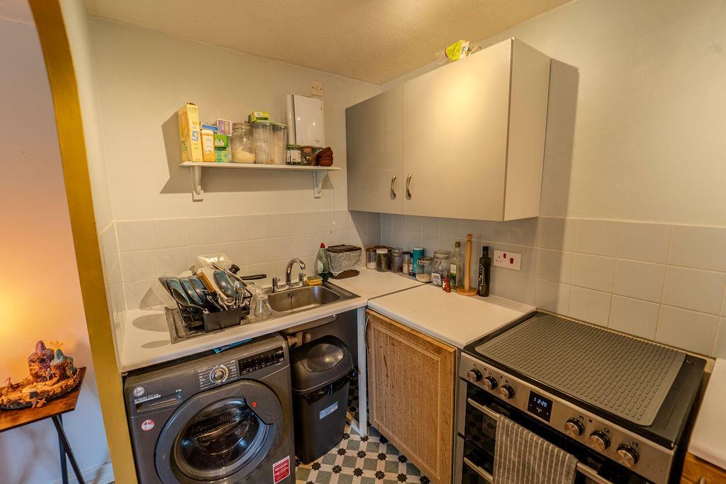 Additional image 5 of The Whithys, Street