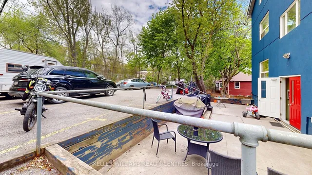 Additional image 11 of 10 Ivy Ave