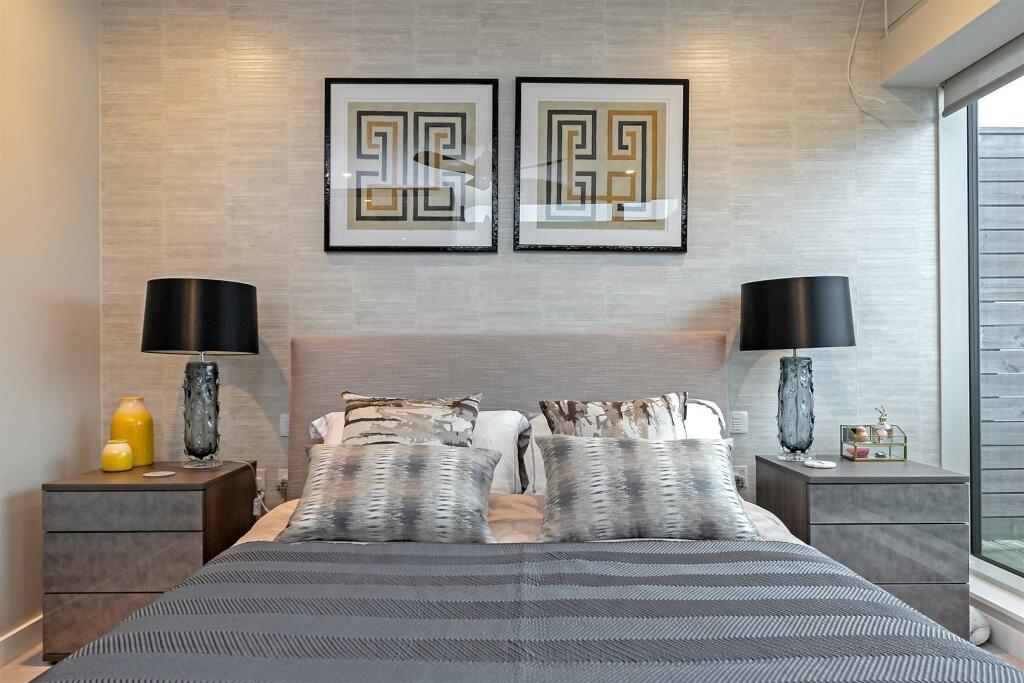 Additional image 25 of London Road, St. Albans