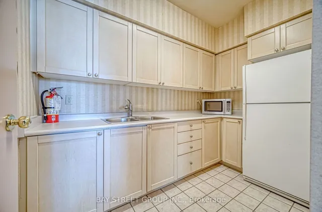 Additional image 28 of 39 Pemberton Ave Unit 601