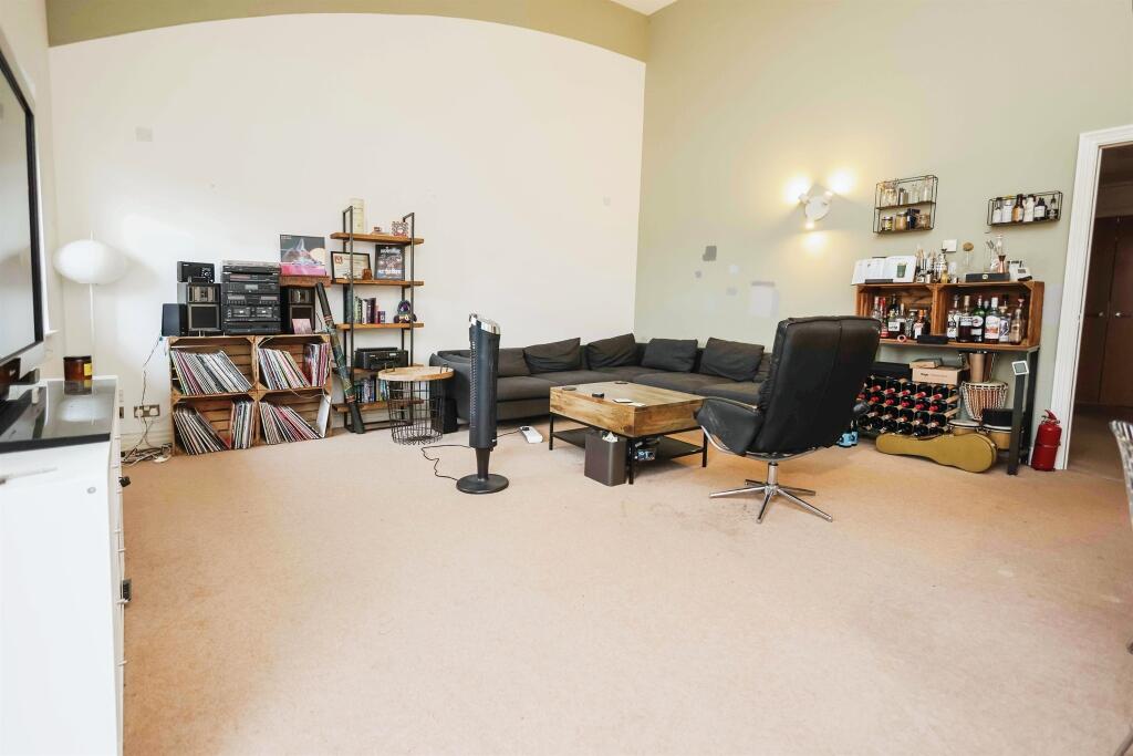 Additional image 5 of Yew Tree Road, Moseley, BIRMINGHAM