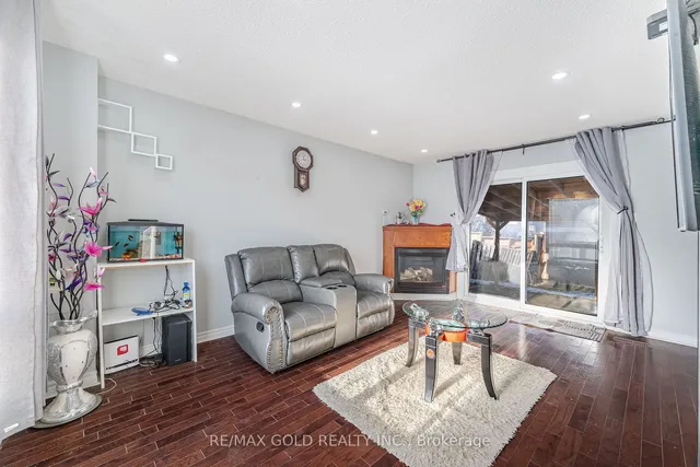 Additional image 7 of 11 Horatio Crt