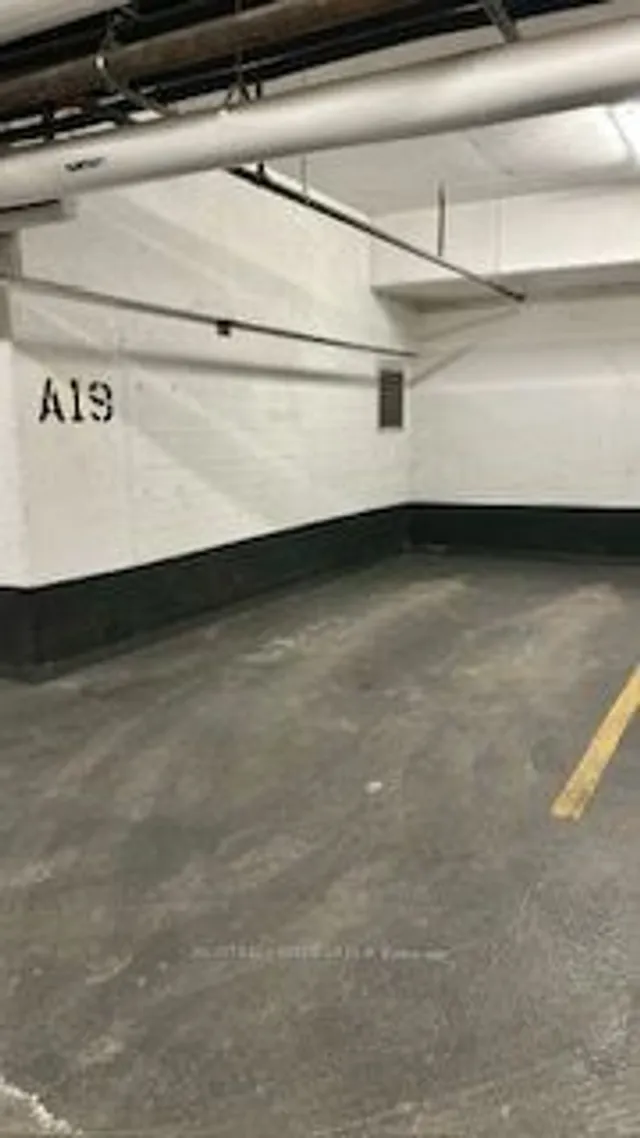 Additional image 17 of 2522 Keele St Unit 215