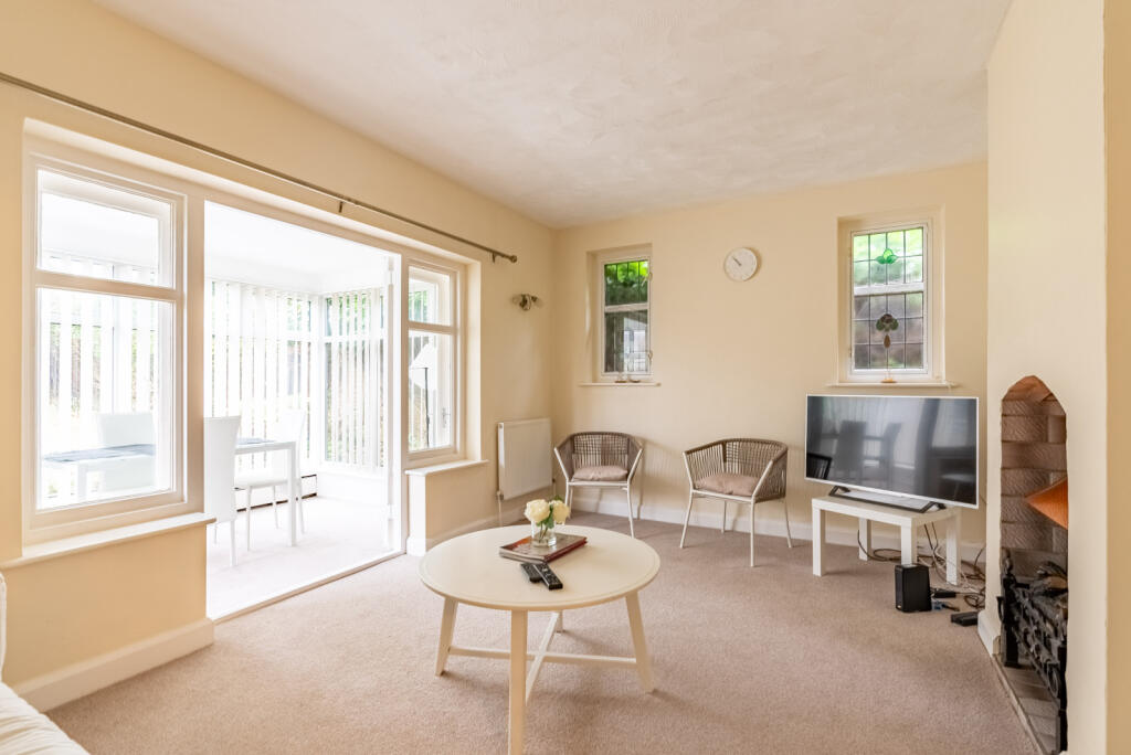 Additional image 17 of Mount Drive, Park Street, St. Albans, Hertfordshire, AL2