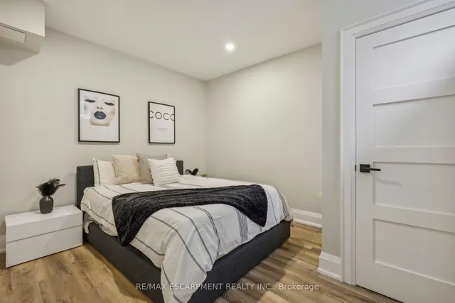 Additional image 35 of 60 Garden Ave