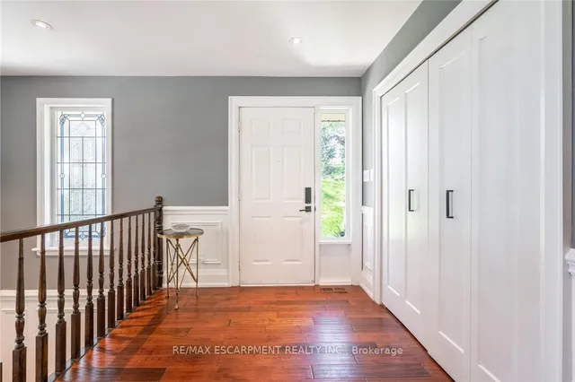 Additional image 6 of 607 Edgewater Cres