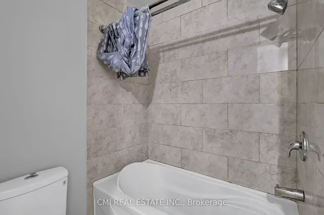 Additional image 22 of 270 TIMBERBANK Blvd Unit 6