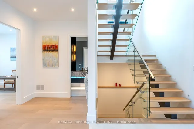 Additional image 20 of 2108 Devon Rd