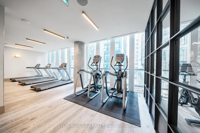 Additional image 26 of 60 shuter St Unit 2003