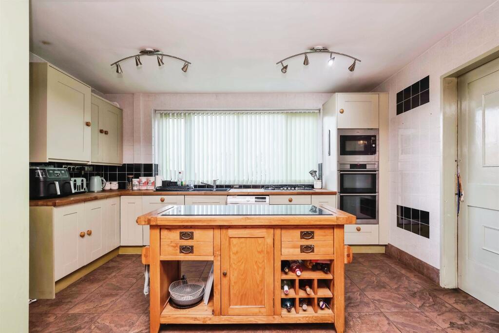 Additional image 5 of Henlow Road, BIRMINGHAM