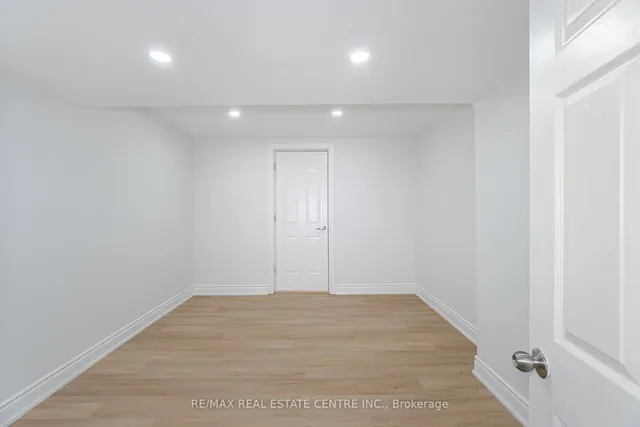 Additional image 34 of 35 Edgemont Dr