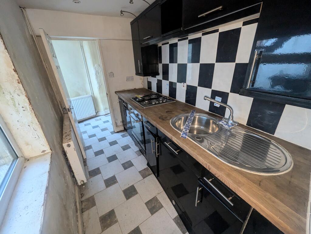 Additional image 4 of 9 Sherborne Road, Yeovil, Somerset BA21 4HD