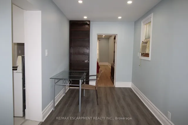 Additional image 14 of 701 Wilson St