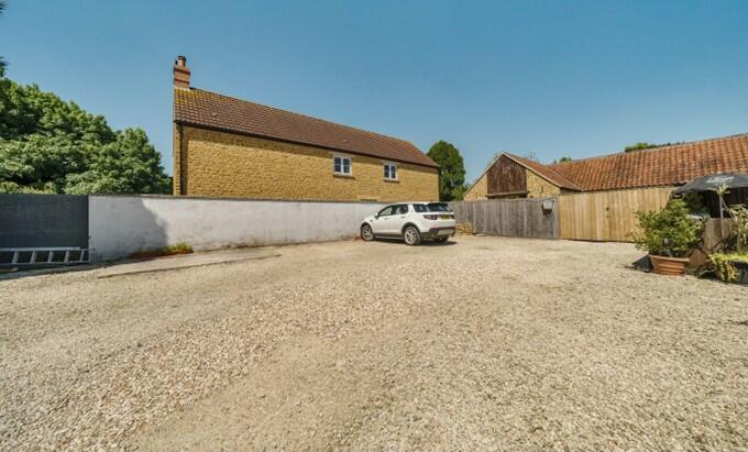 Additional image 4 of The Bay Tree, South Street, Castle Cary, BA7 7ET