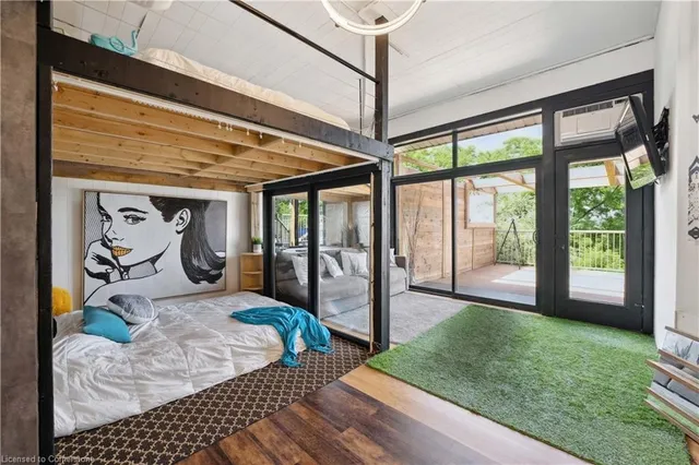 Additional image 41 of 33 Leslie Dr