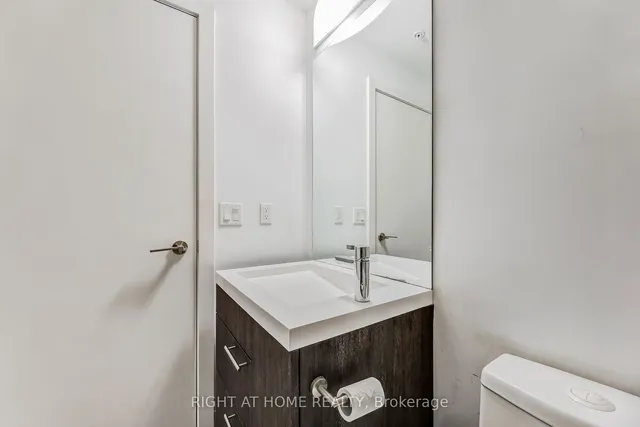 Additional image 23 of 199 Richmond St Unit 2303