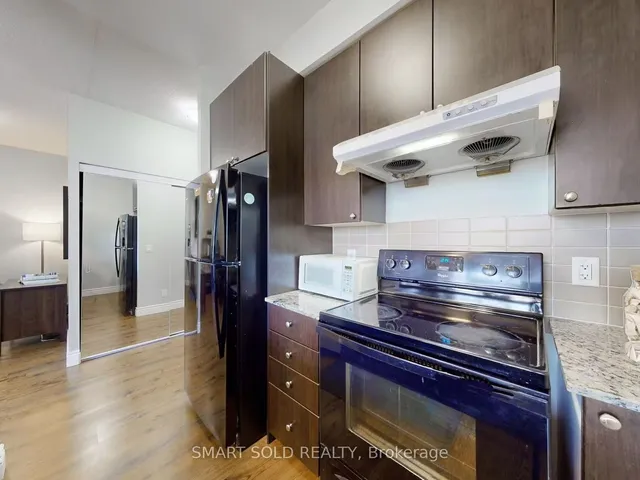 Additional image 20 of 181 Village Green Sq Unit PH12