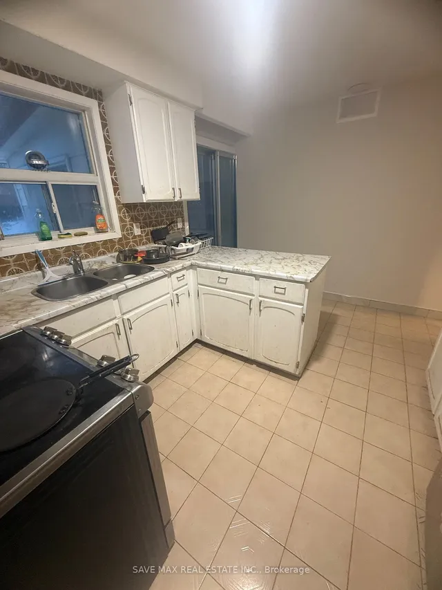 Additional image 11 of 15 MEADOWLAND Gate