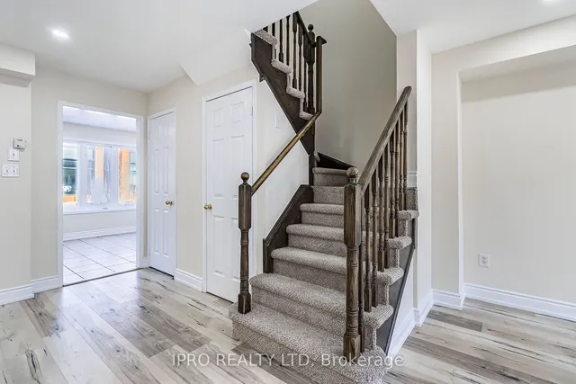 Additional image 25 of 43 Axelrod Ave