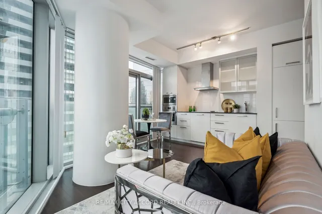 Additional image 18 of 14 York St Unit 3511