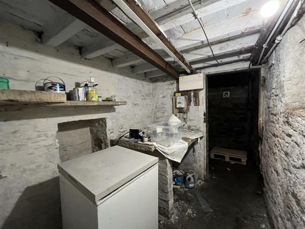 Additional image 7 of Barraclough Buildings