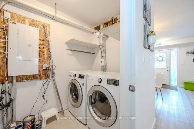 Additional image 22 of 166 Rochefort St Unit E