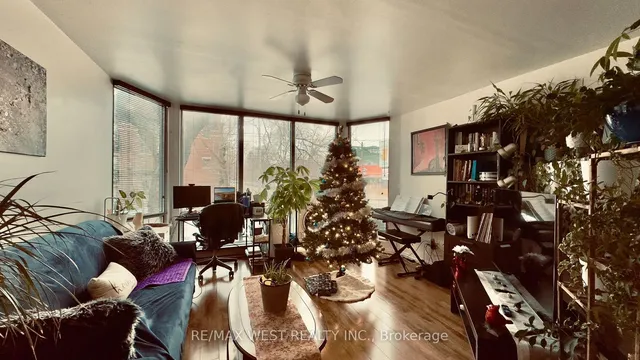 Additional image 17 of 1061 Bathurst St