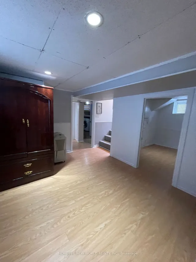 Additional image 11 of 295 Fennell Ave