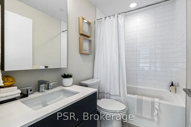 Additional image 18 of 25 Richmond St Unit 2310