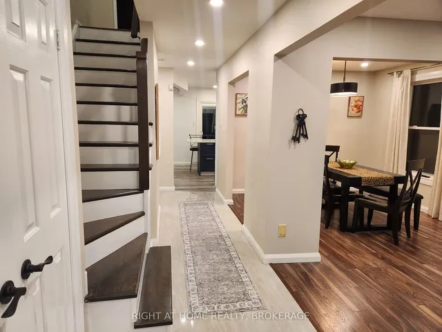 Additional image 3 of 2 Desantis Crt