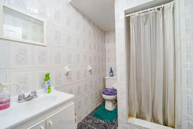 Additional image 35 of 38 Rodda Blvd